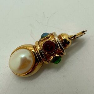 Vtg gold tone faux pearl and cabochon unique pendant